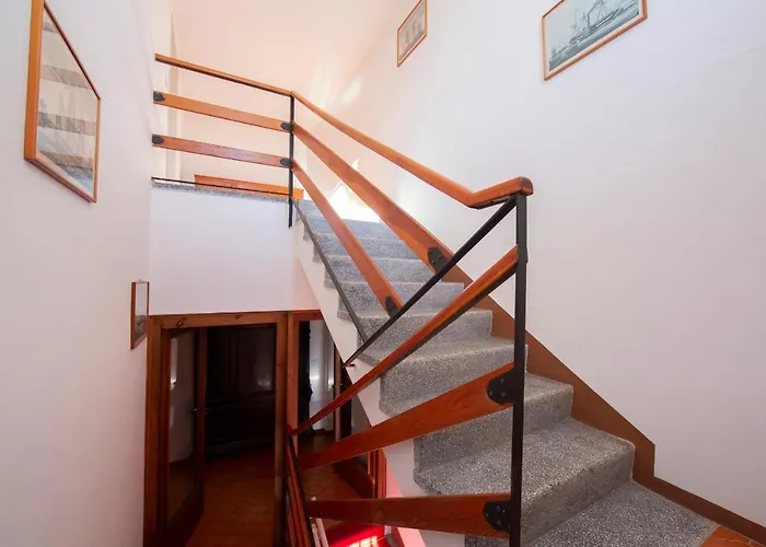 Apartamento La Verbanina Private Garden - Happy Ghiffa